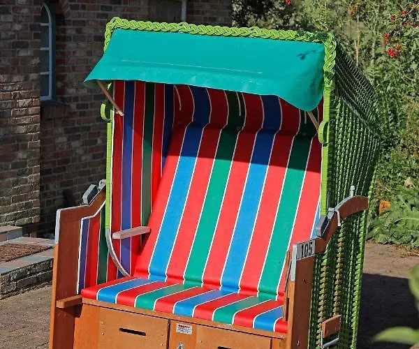 Alte Stellmacherei Historisches Reetdachhaus * Pellworm