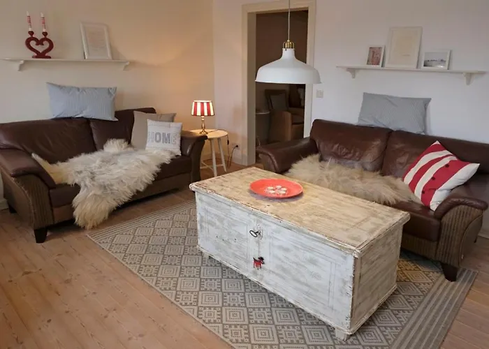 Lägenhet Alte Stellmacherei Historisches Reetdachhaus *